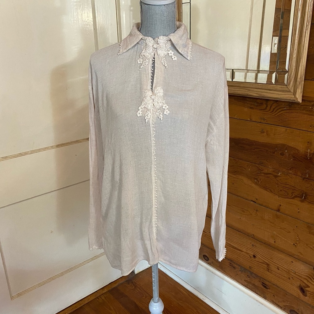 Cottagecore - Beige Lacy Blouse - Classic Romantic Style
